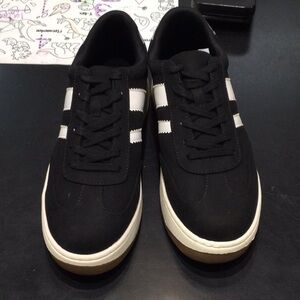 Steve Madden J Field Black NWT NIB